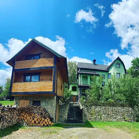 Casa de hóspedes Кипарис
